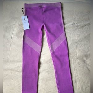 Brand New High-Waist Illusion Seamless Alo leggings
